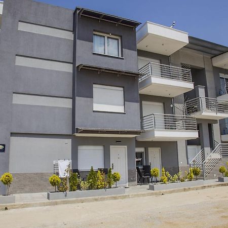 Kasta Bnb Ofrinion Exterior photo