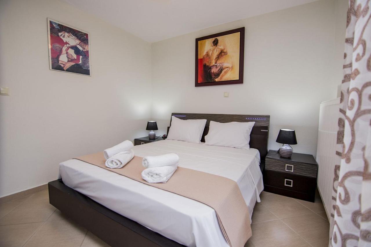 Kasta Bnb Ofrinion Exterior photo