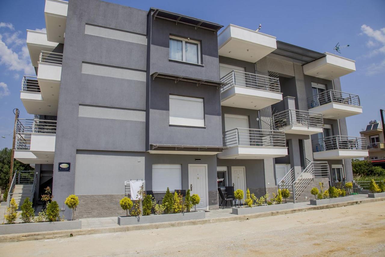 Kasta Bnb Ofrinion Exterior photo